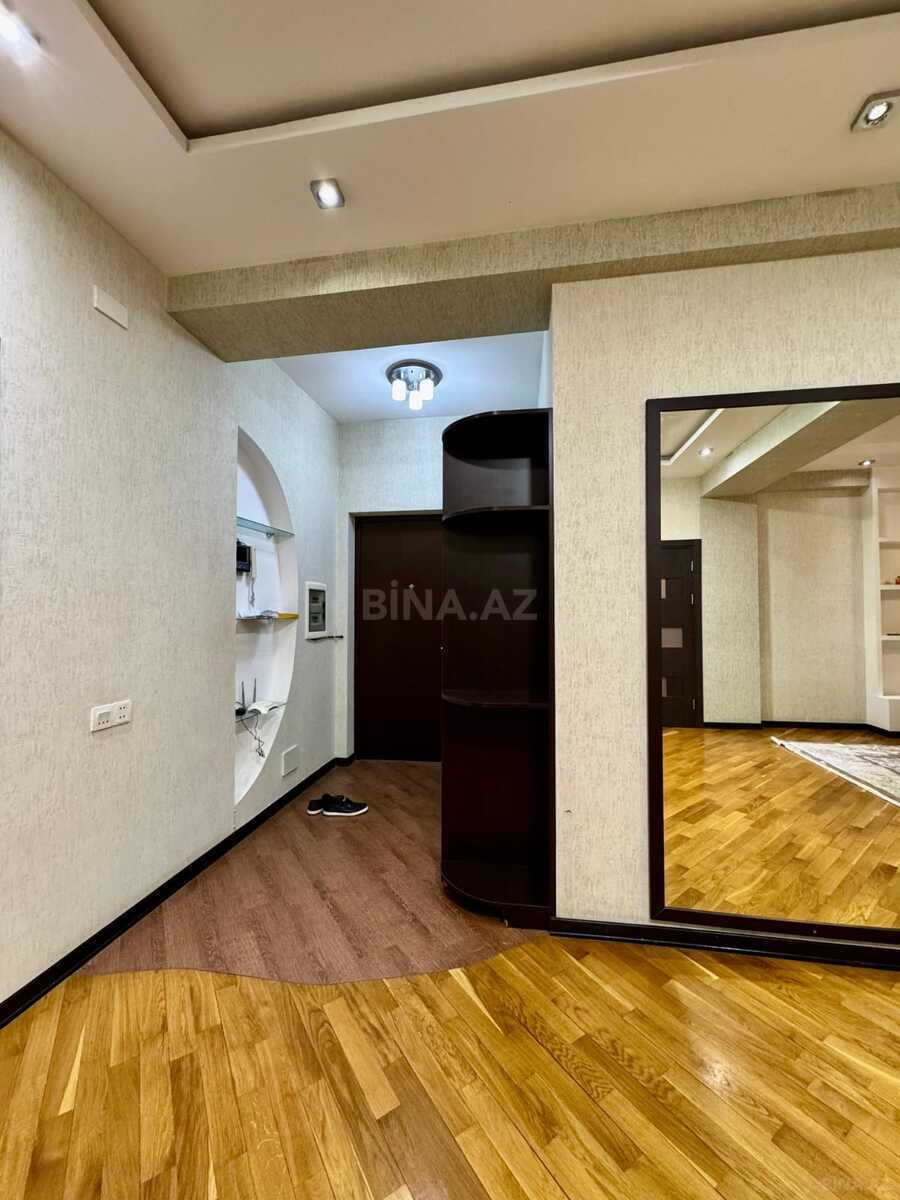 3 otaqlı Yeni tikili, İnşaatçılar m., Bakı