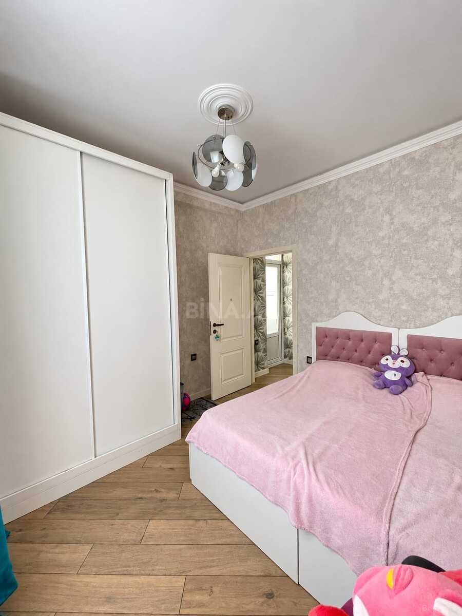 3 otaqlı Yeni tikili, İnşaatçılar m., Bakı