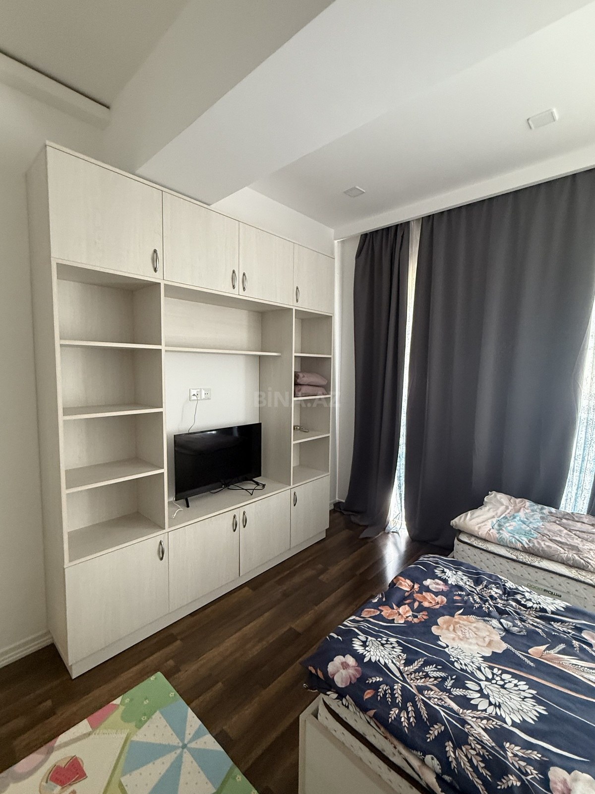 3 otaqlı Yeni tikili, Şah İsmayıl Xətai m., Bakı