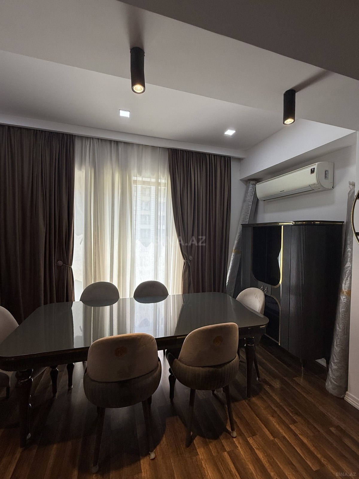 3 otaqlı Yeni tikili, Şah İsmayıl Xətai m., Bakı