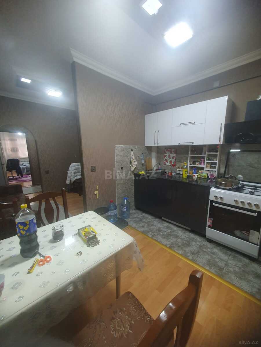 3 otaqlı Köhnə tikili, Yeni Günəşli q., Bakı