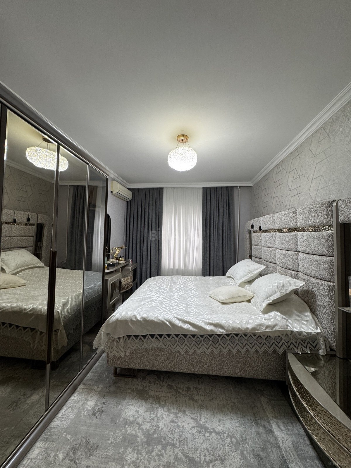 2 otaqlı Köhnə tikili, İnşaatçılar m., Bakı