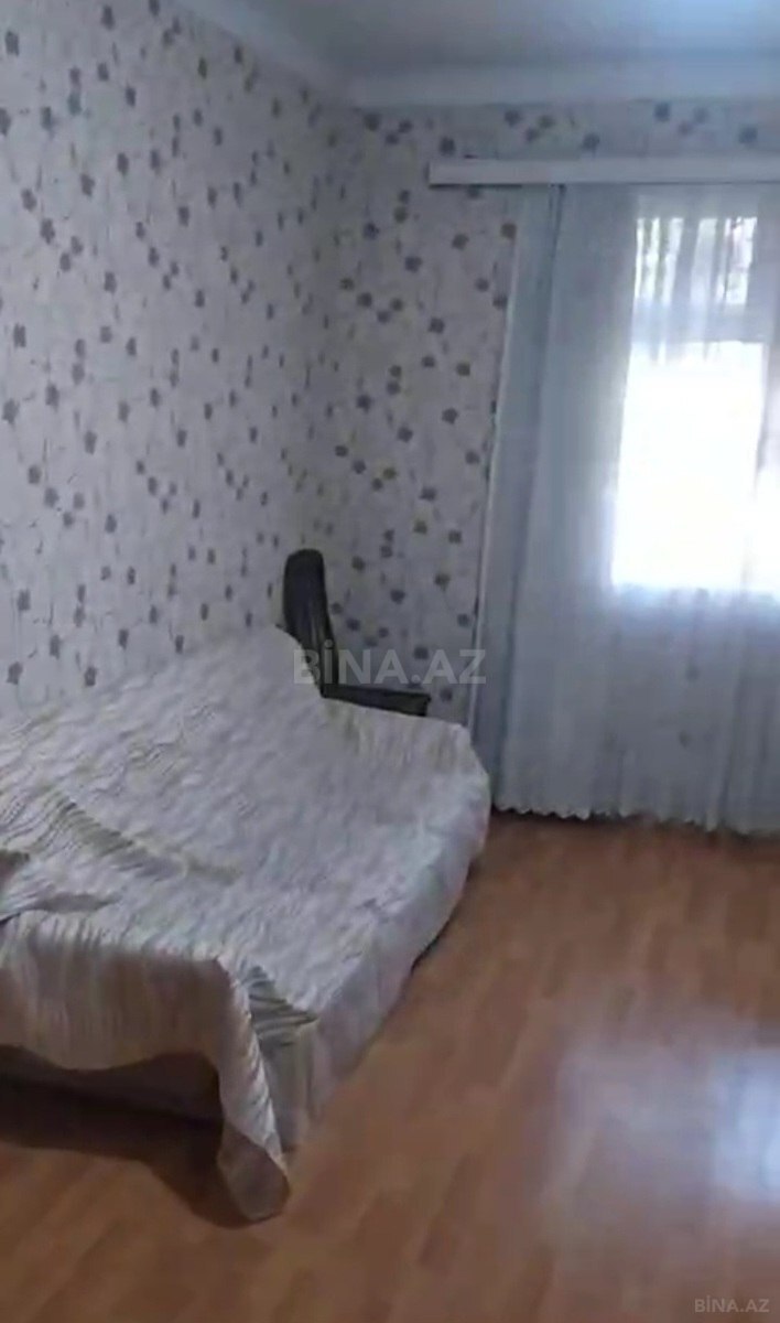 2 otaqlı Köhnə tikili, Memar Əcəmi m., Bakı