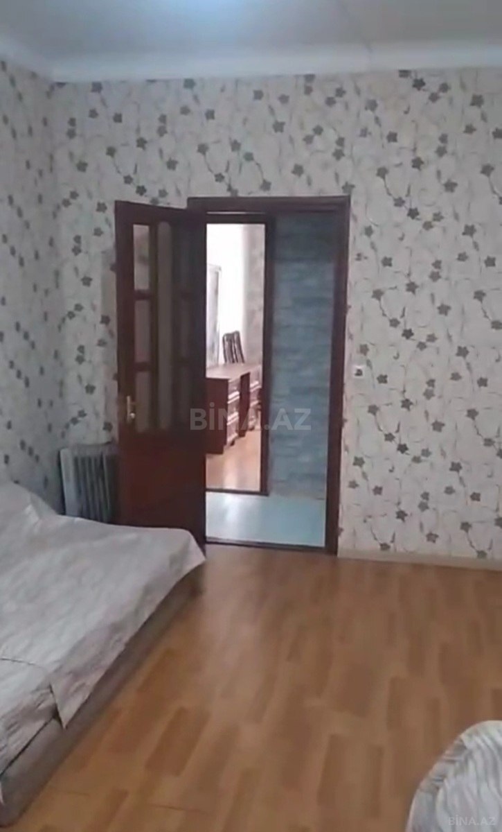 2 otaqlı Köhnə tikili, Memar Əcəmi m., Bakı
