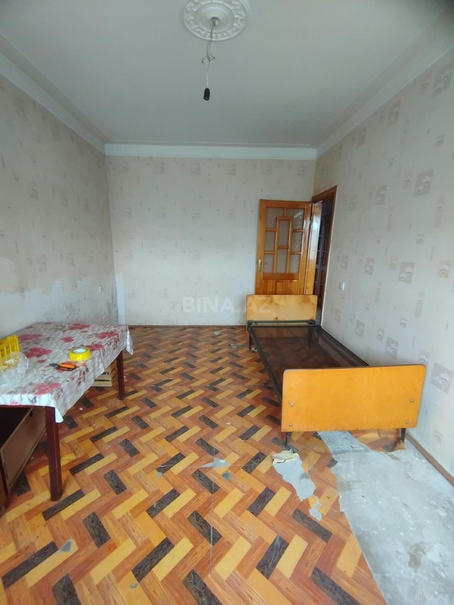 3 otaqlı Köhnə tikili, İnşaatçılar m., Bakı