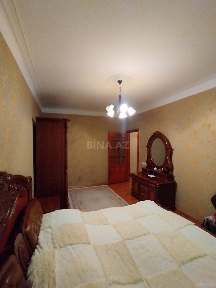 2 otaqlı Köhnə tikili, Əhmədli m., Bakı