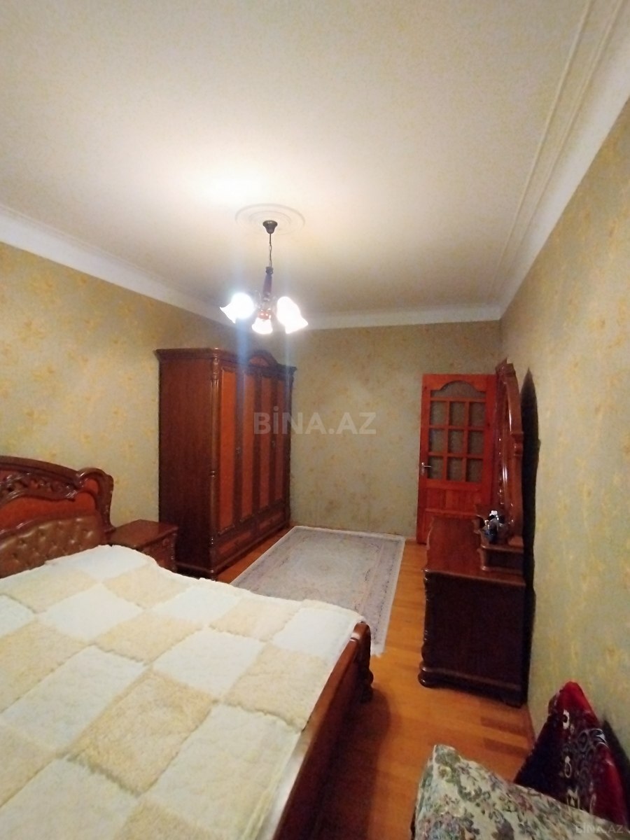 2 otaqlı Köhnə tikili, Əhmədli m., Bakı