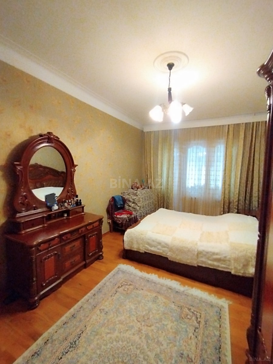 2 otaqlı Köhnə tikili, Əhmədli m., Bakı