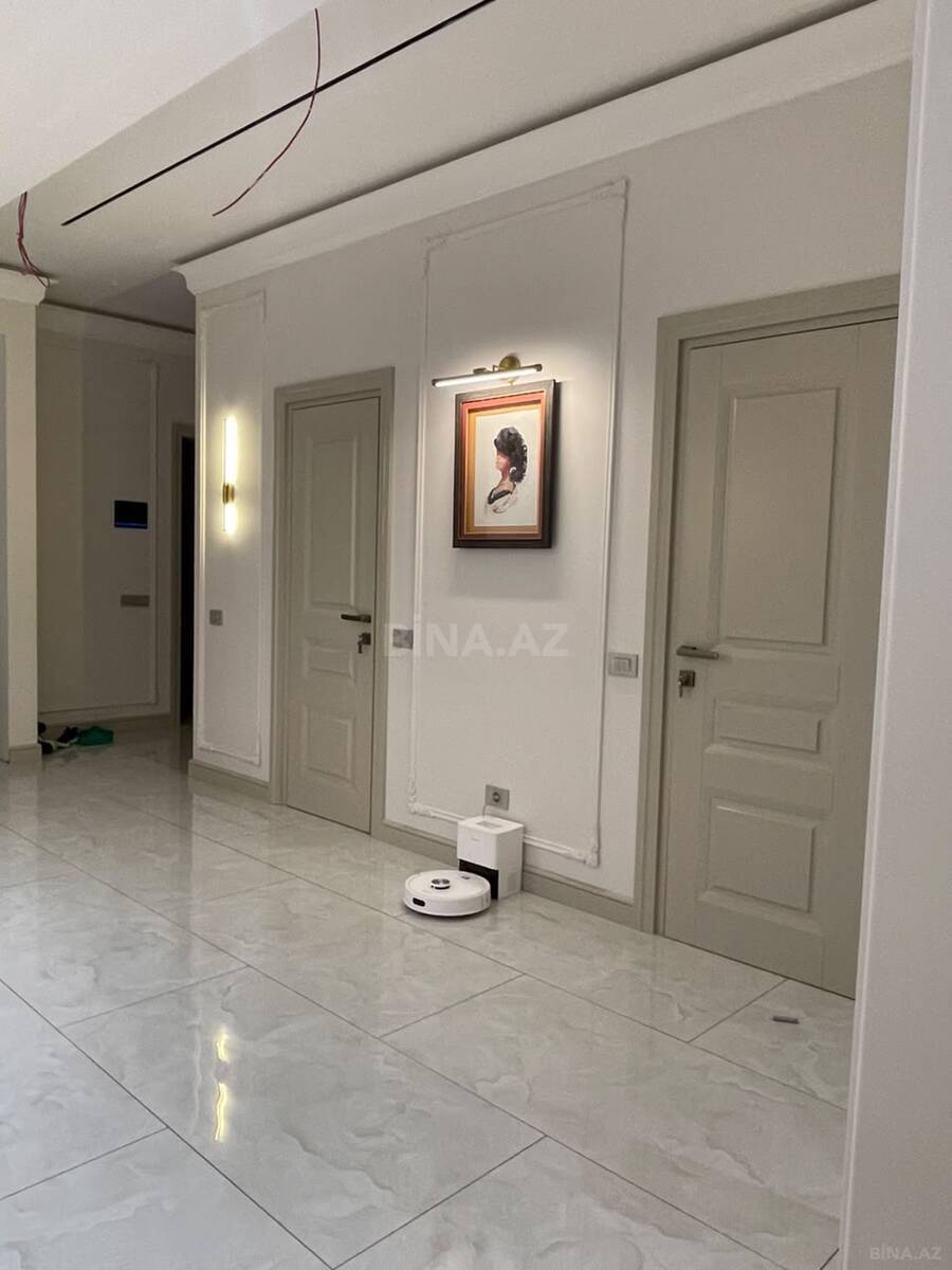 3 otaqlı Yeni tikili, Şah İsmayıl Xətai m., Bakı