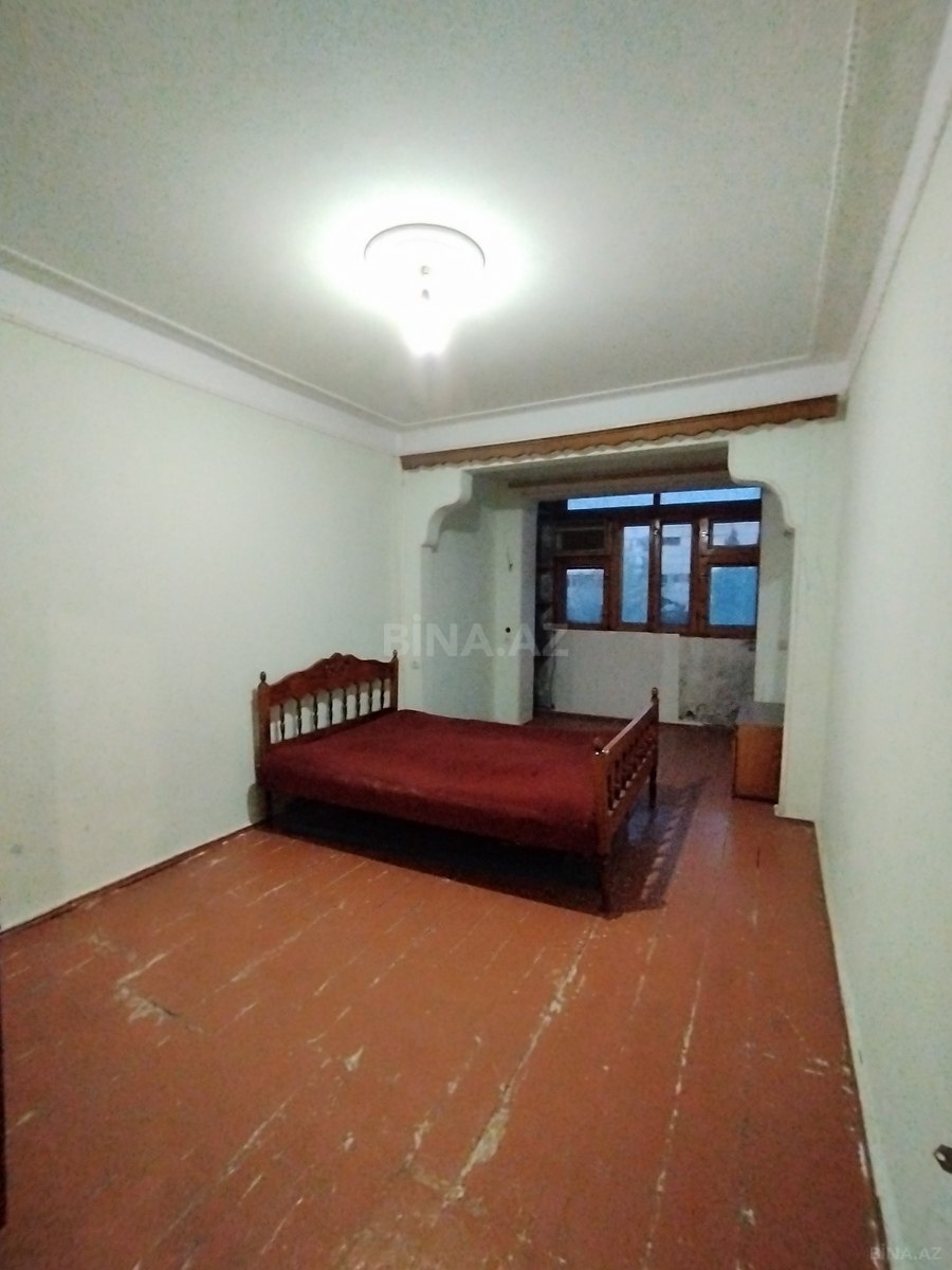 4 otaqlı Köhnə tikili, Əhmədli m., Bakı