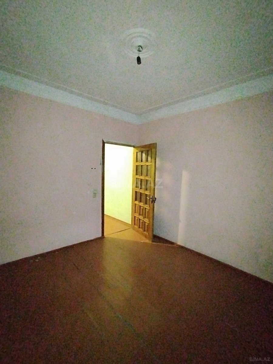 4 otaqlı Köhnə tikili, Əhmədli m., Bakı