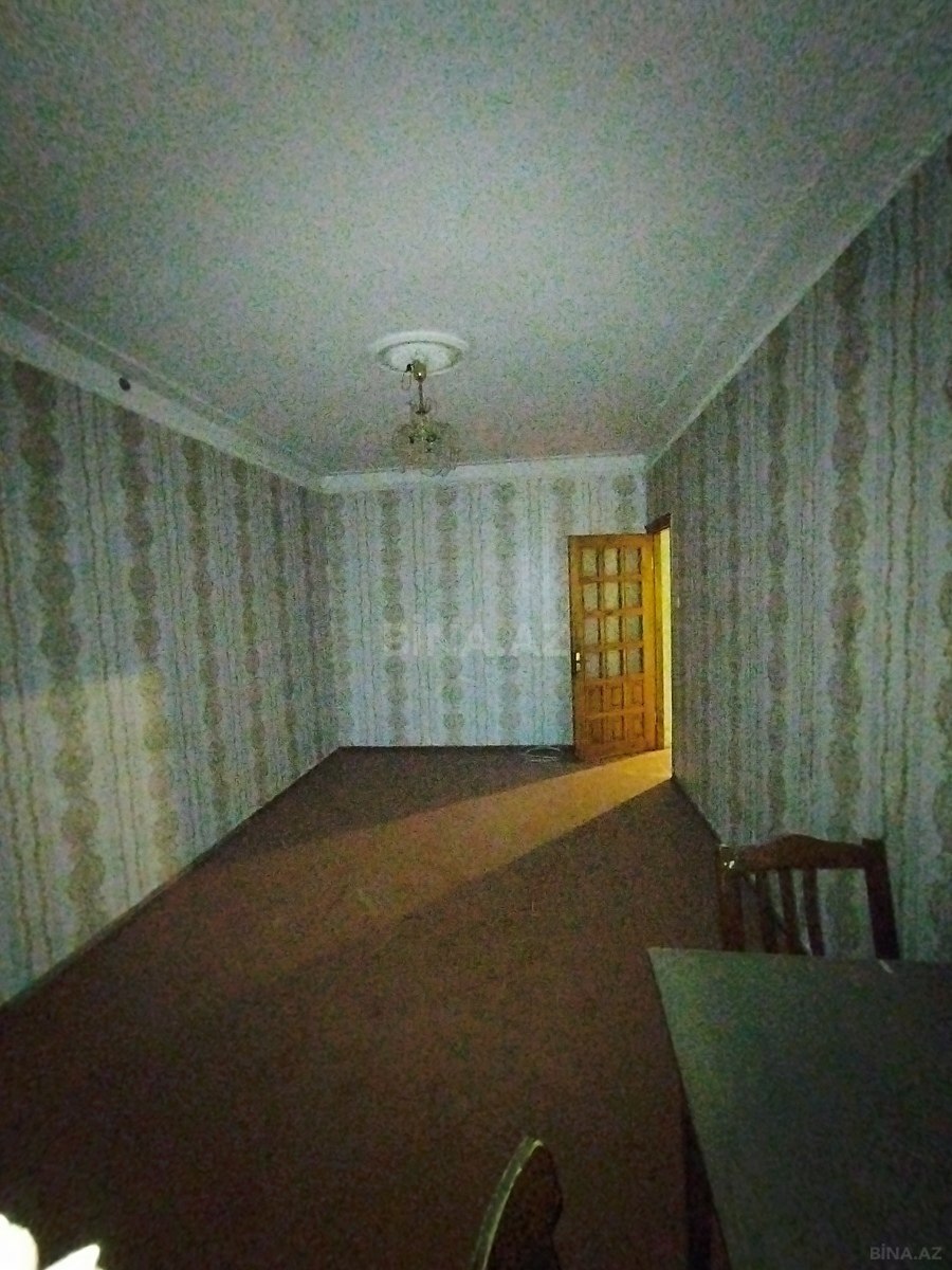 4 otaqlı Köhnə tikili, Əhmədli m., Bakı