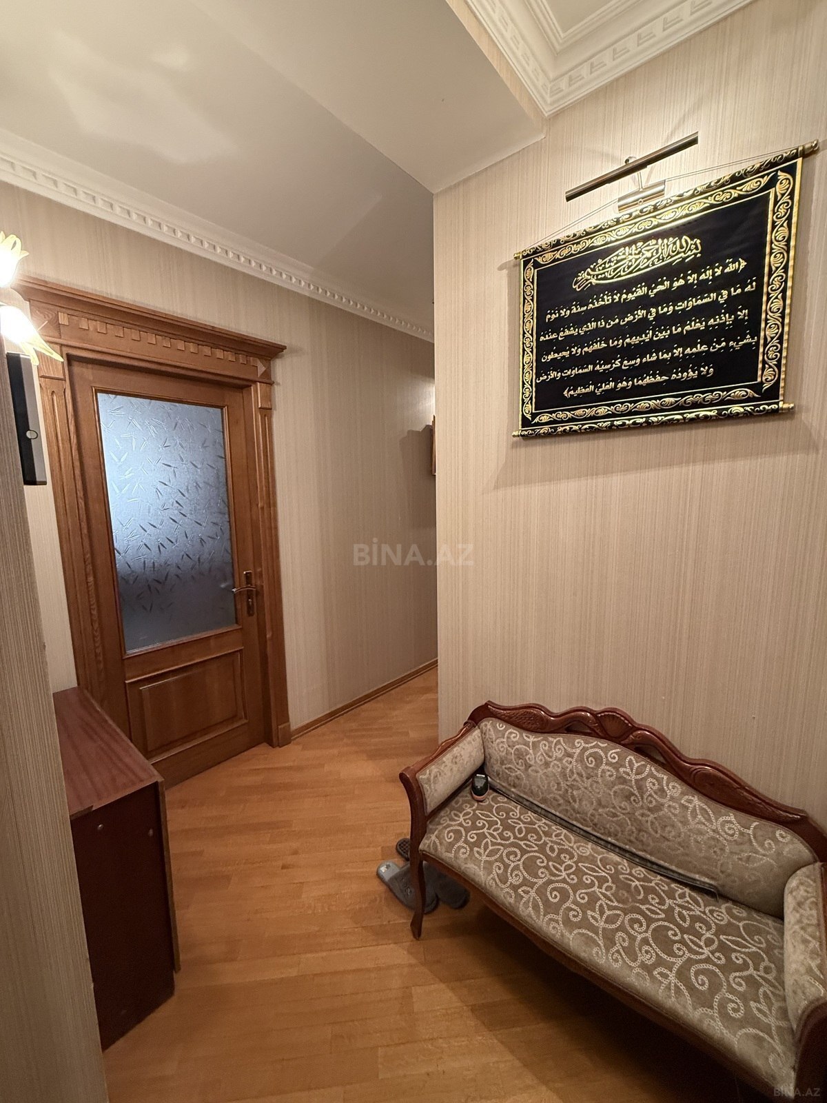 3 otaqlı Yeni tikili, Xırdalan