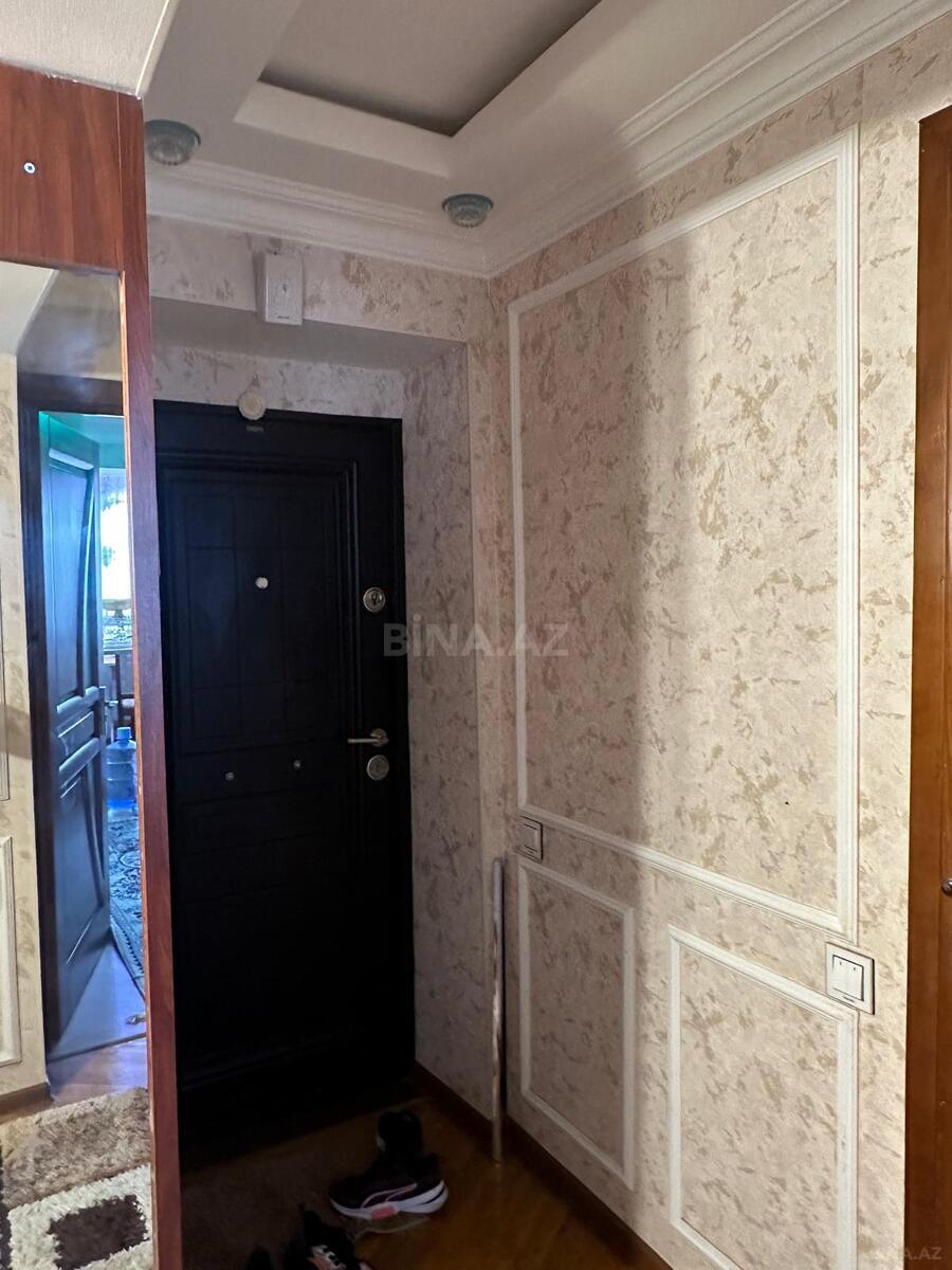 3 otaqlı Köhnə tikili, İnşaatçılar m., Bakı