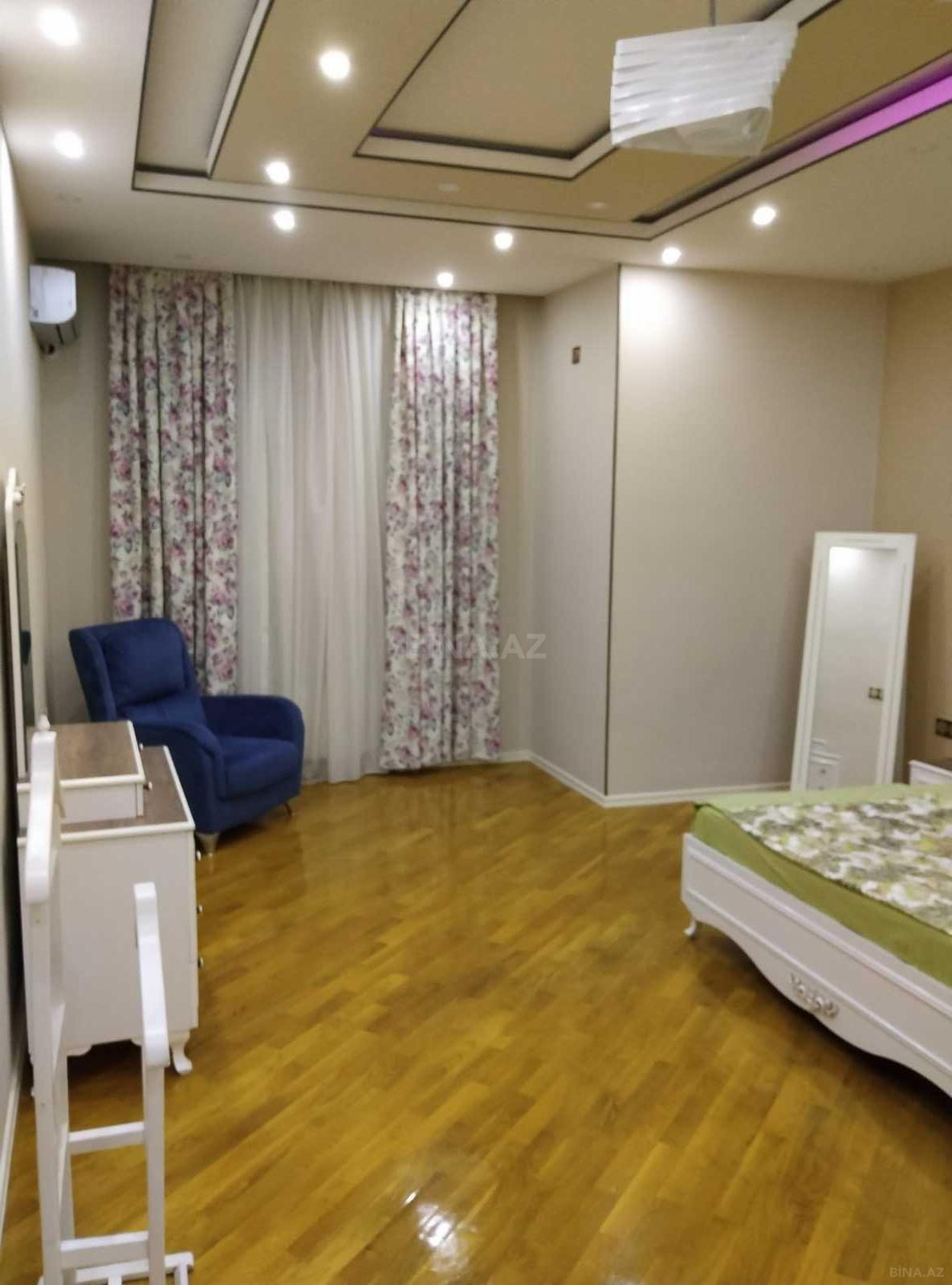 3 otaqlı Yeni tikili, Şah İsmayıl Xətai m., Bakı