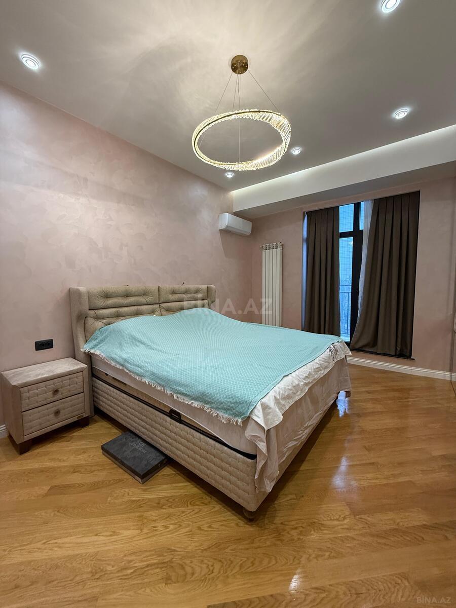 3 otaqlı Yeni tikili, 28 May m., Bakı