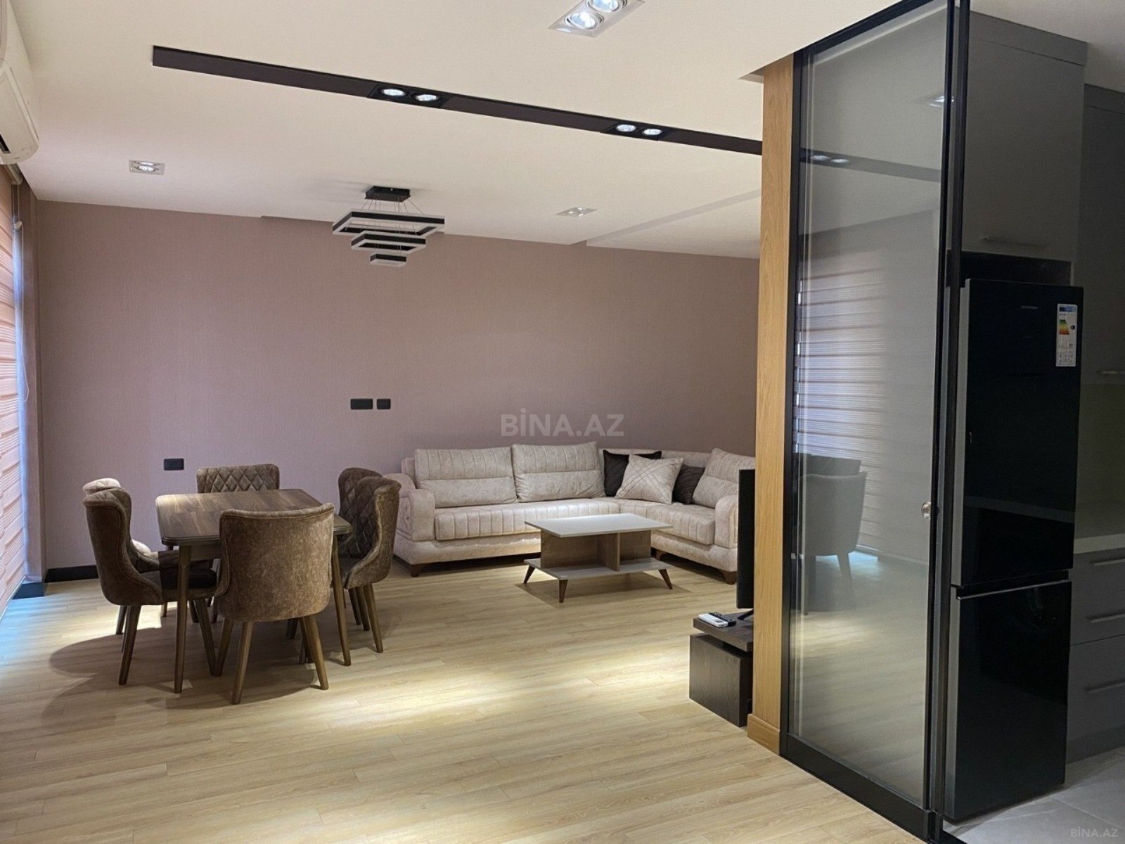 2 otaqlı Yeni tikili, 8 Noyabr m., Bakı