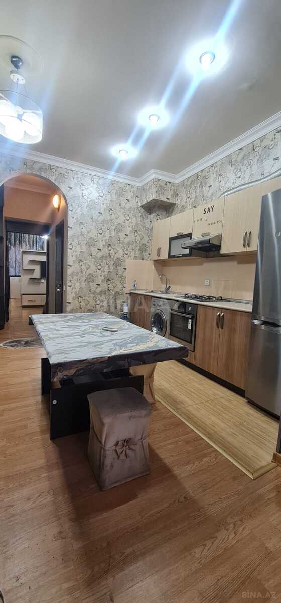 2 otaqlı Köhnə tikili, Sahil m., Bakı