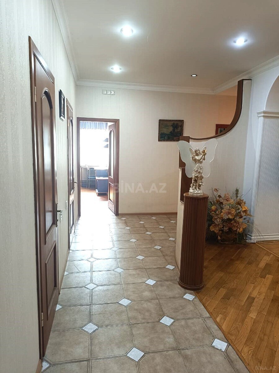3 otaqlı Yeni tikili, Nizami m., Bakı