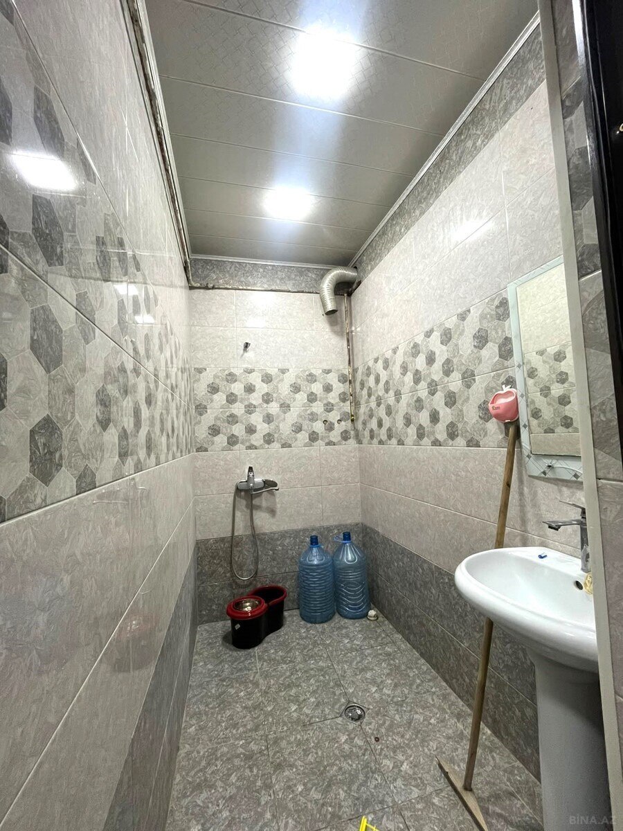 2 otaqlı Köhnə tikili, Neftçilər m., Bakı