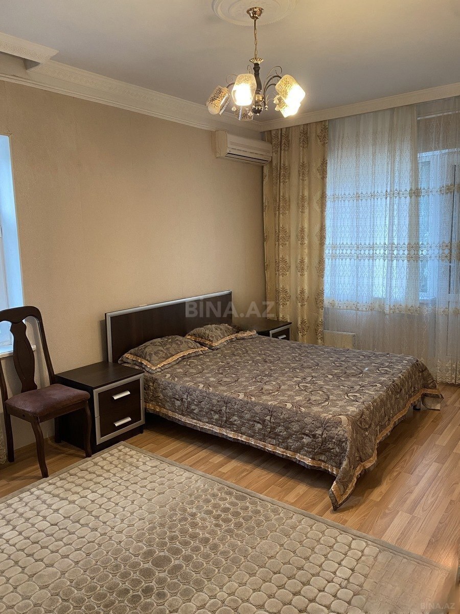 2 otaqlı Köhnə tikili, Əhmədli m., Bakı