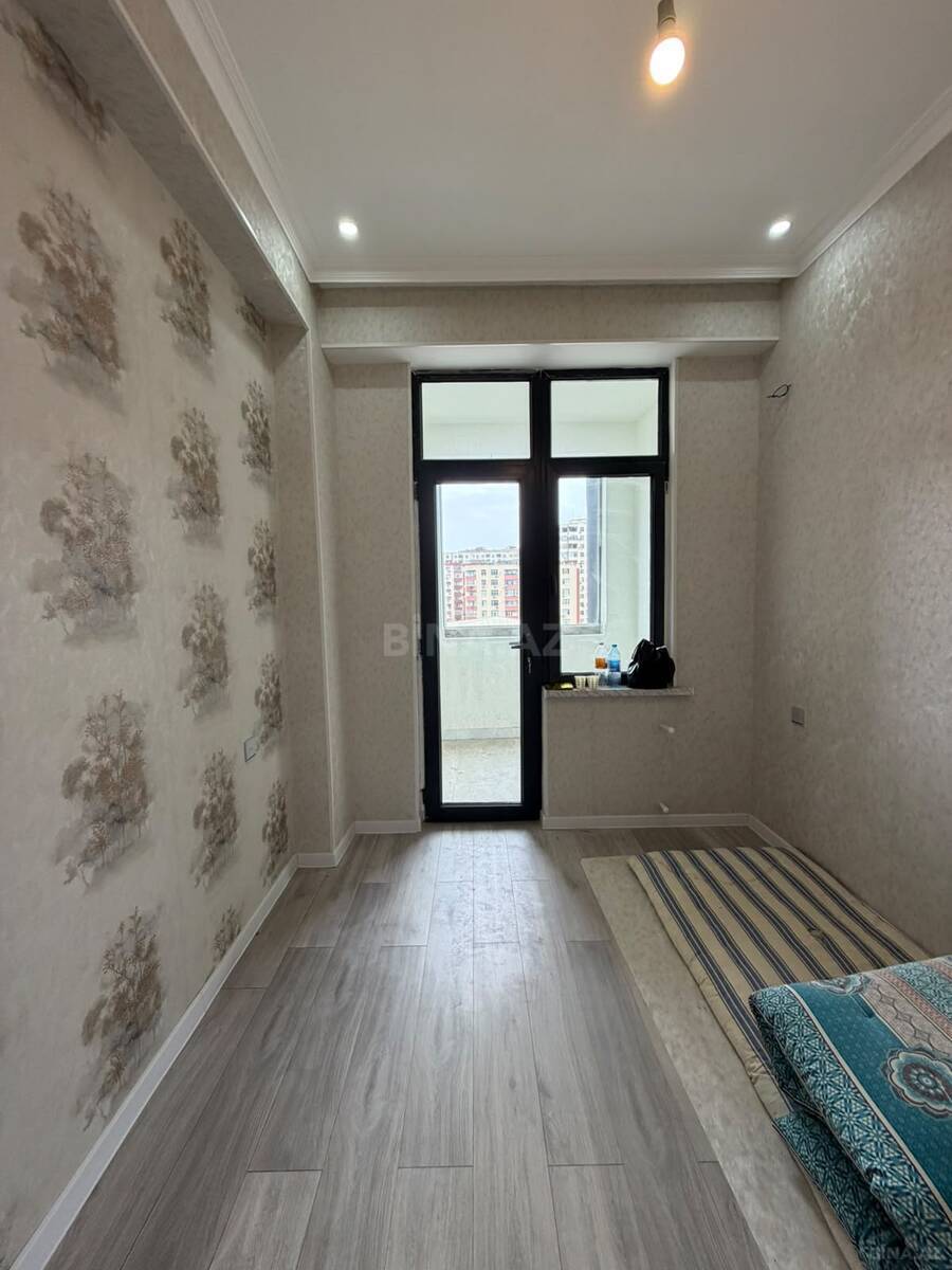 2 otaqlı Yeni tikili, Xırdalan
