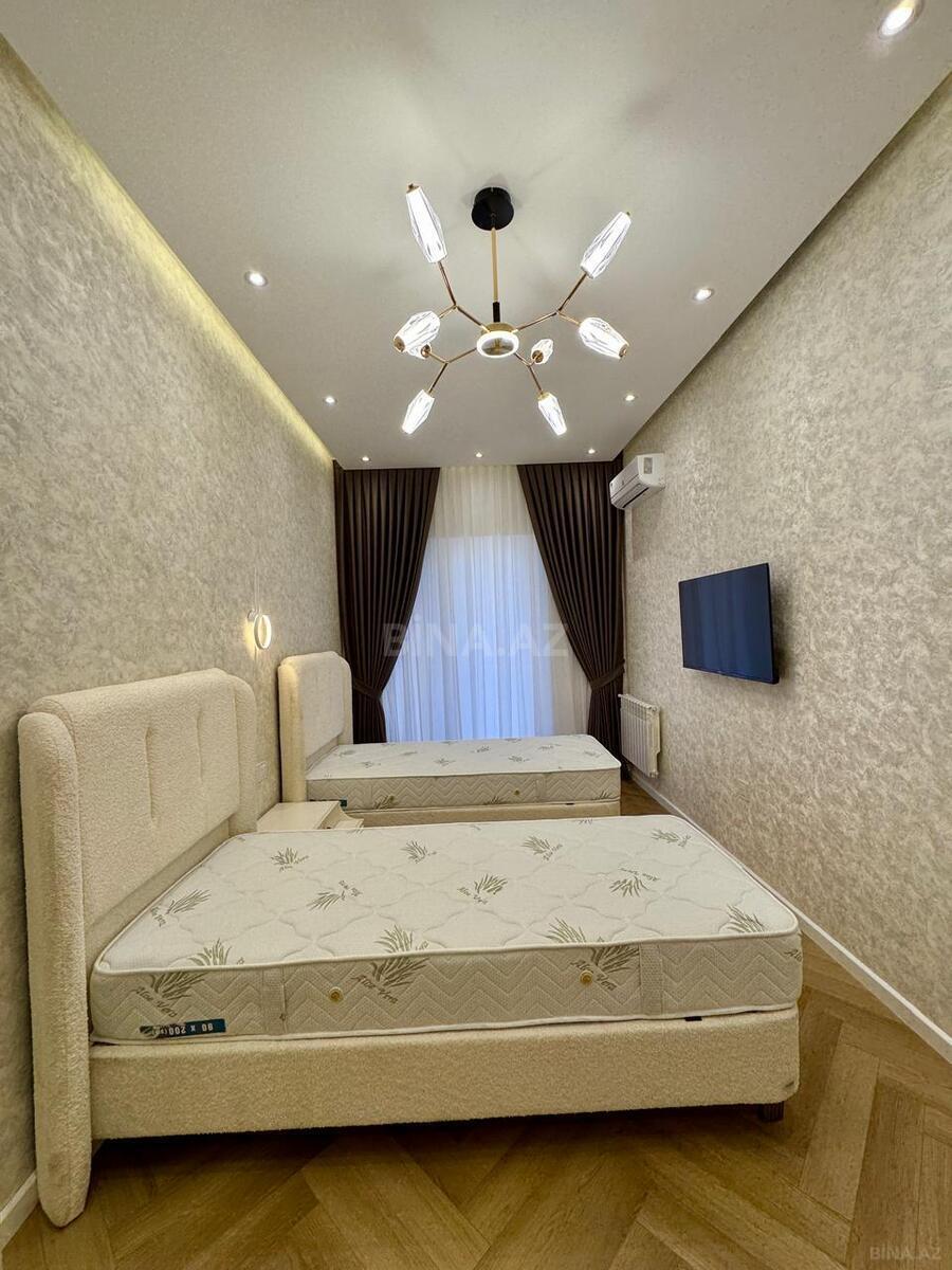 3 otaqlı Yeni tikili, Koroğlu m., Bakı