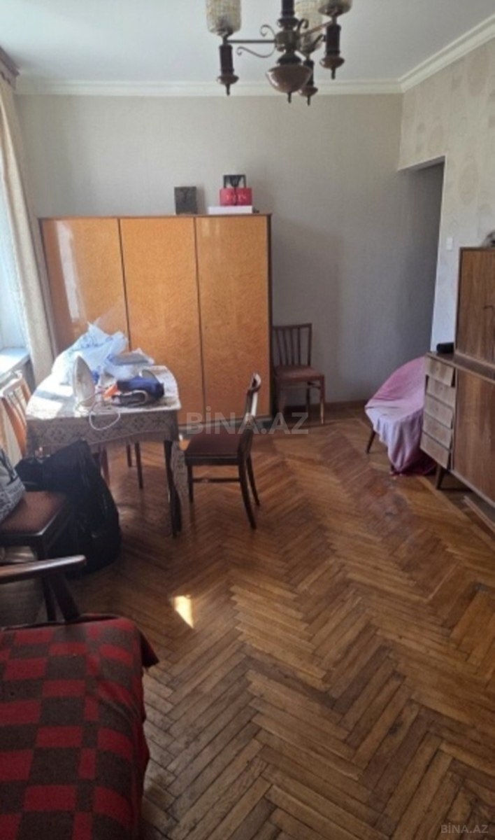 1 otaqlı Köhnə tikili, Həzi Aslanov m., Bakı