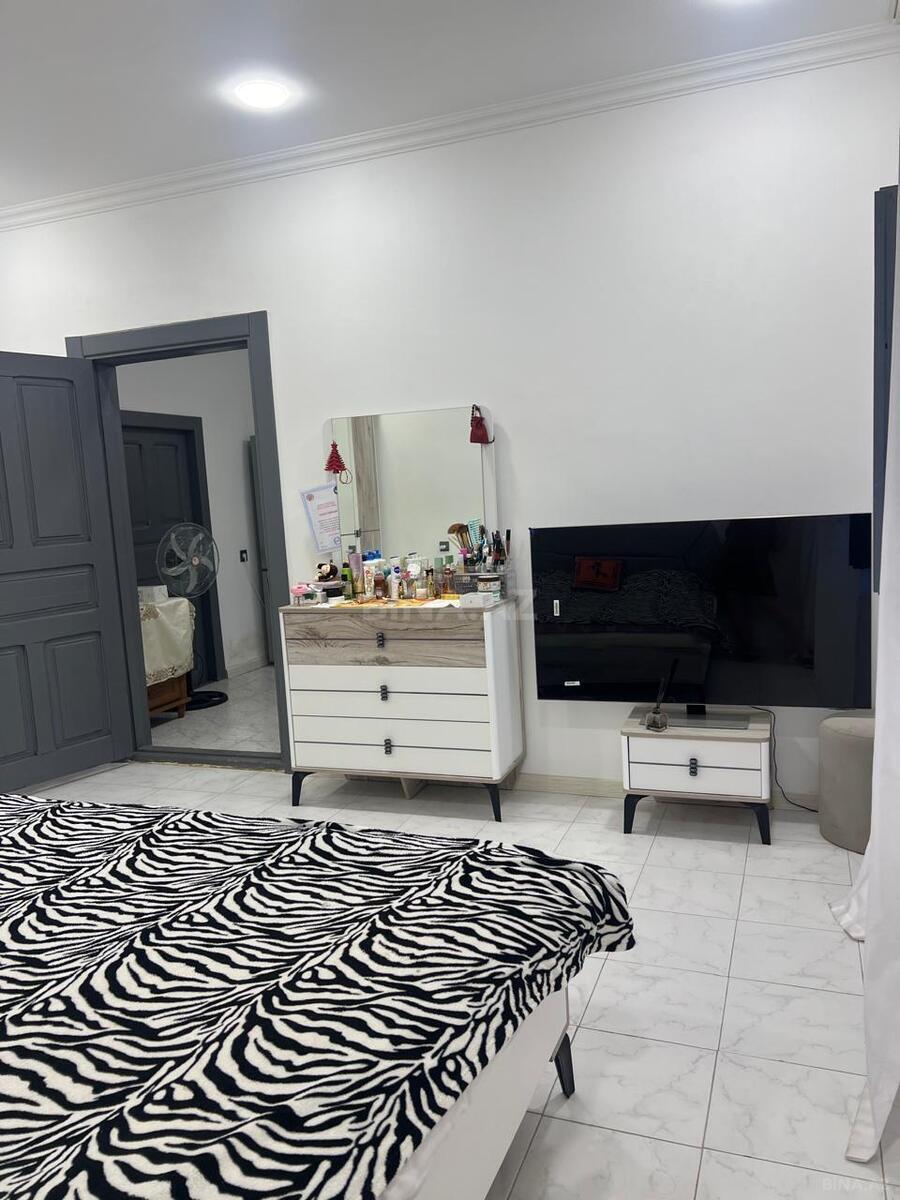 2 otaqlı Həyət evi/Bağ evi, Koroğlu m., Bakı