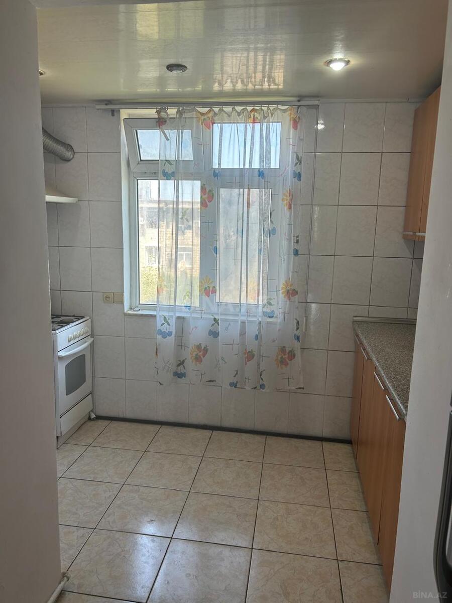 3 otaqlı Köhnə tikili, Gənclik m., Bakı