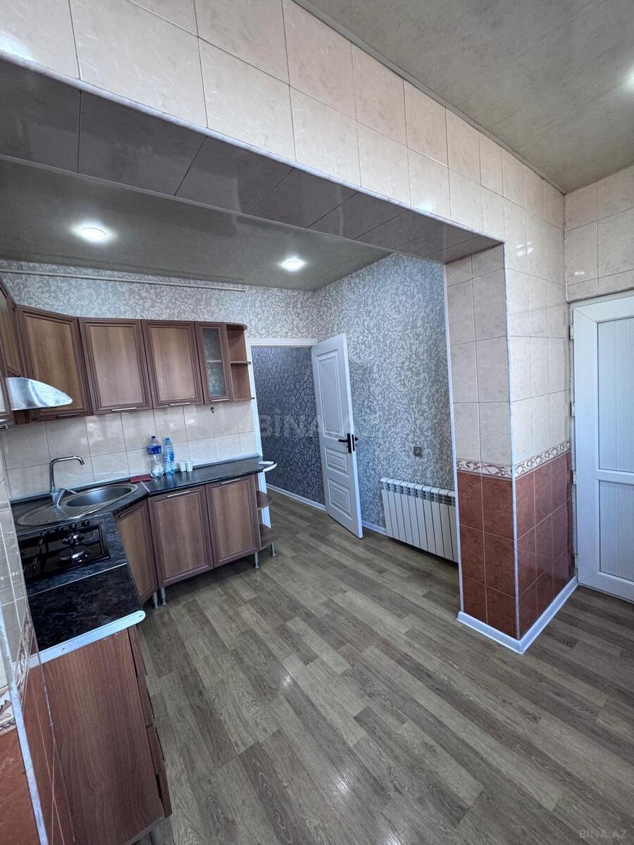 3 otaqlı Köhnə tikili, Köhnə Günəşli q., Bakı