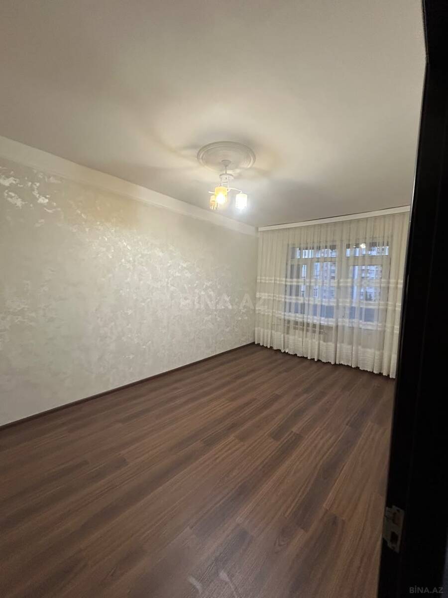 2 otaqlı Köhnə tikili, Neftçilər m., Bakı