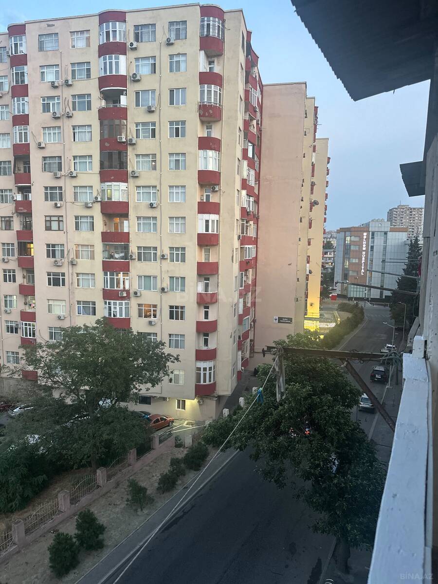 2 otaqlı Köhnə tikili, Neftçilər m., Bakı