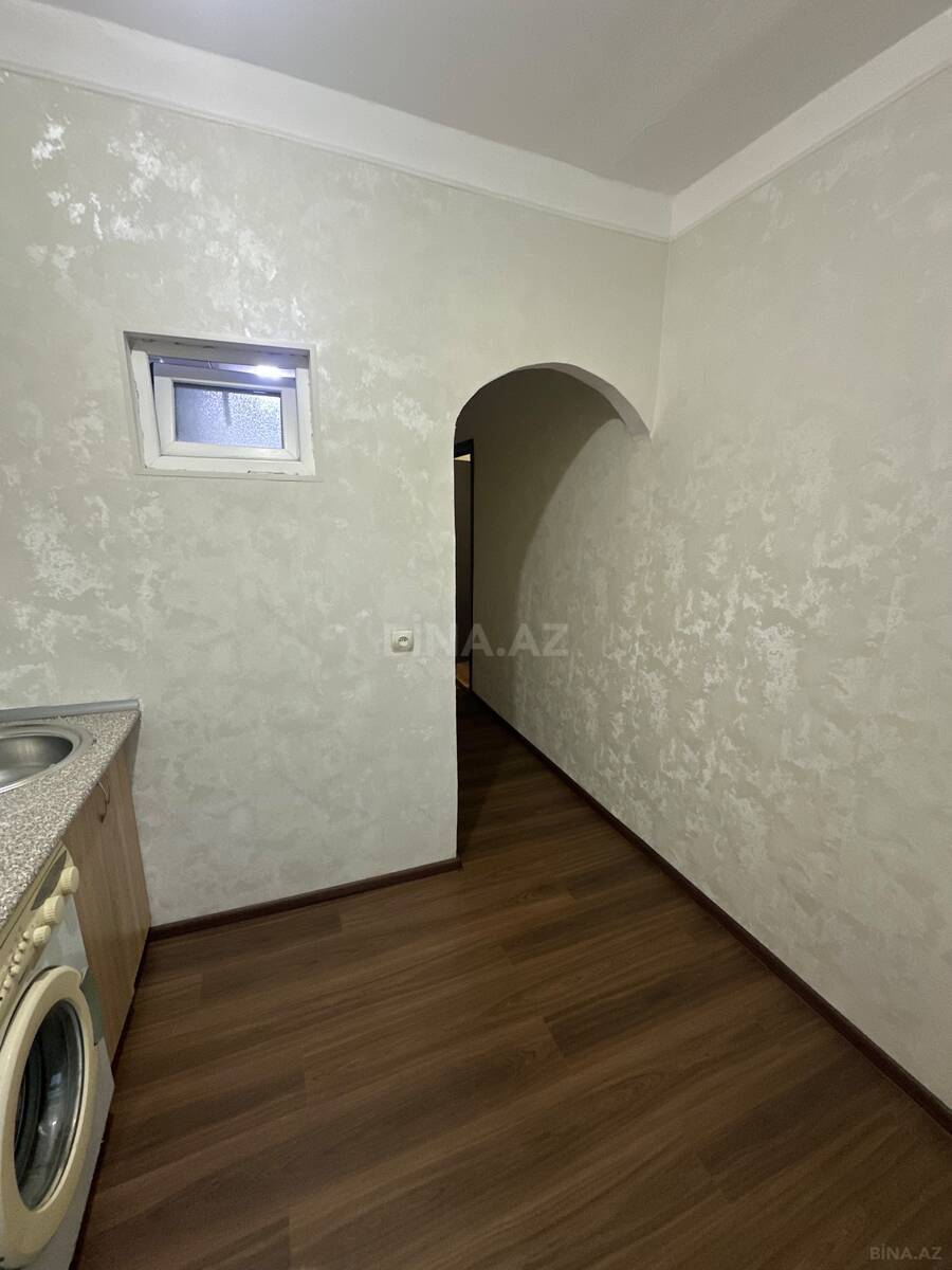 2 otaqlı Köhnə tikili, Neftçilər m., Bakı