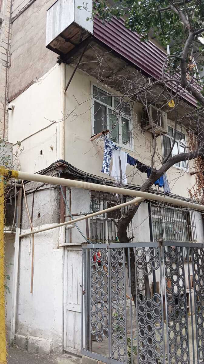 1 otaqlı Köhnə tikili, Bakmil m., Bakı