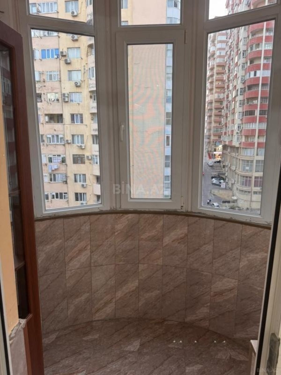 2 otaqlı Köhnə tikili, İnşaatçılar m., Bakı
