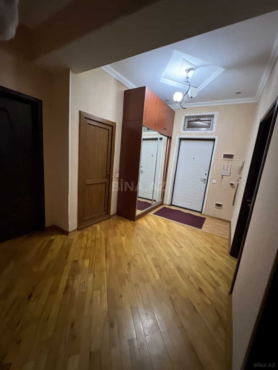 3 otaqlı Yeni tikili, İnşaatçılar m., Bakı