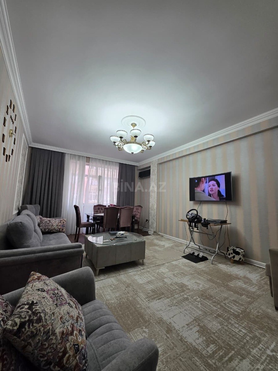 3 otaqlı Yeni tikili, İnşaatçılar m., Bakı