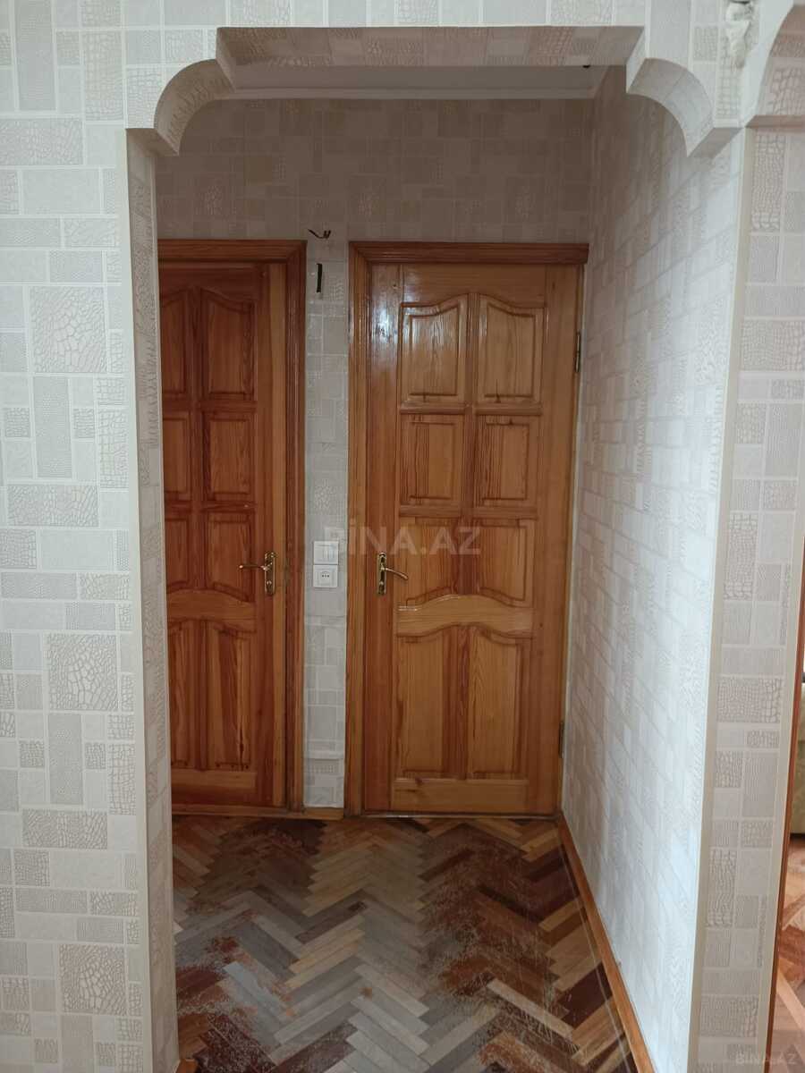 3 otaqlı Köhnə tikili, Həzi Aslanov m., Bakı