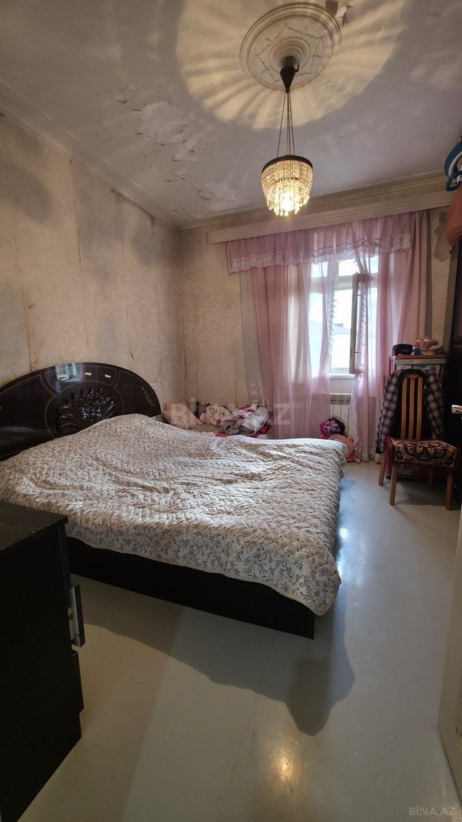 2 otaqlı Köhnə tikili, Bakıxanov q., Bakı