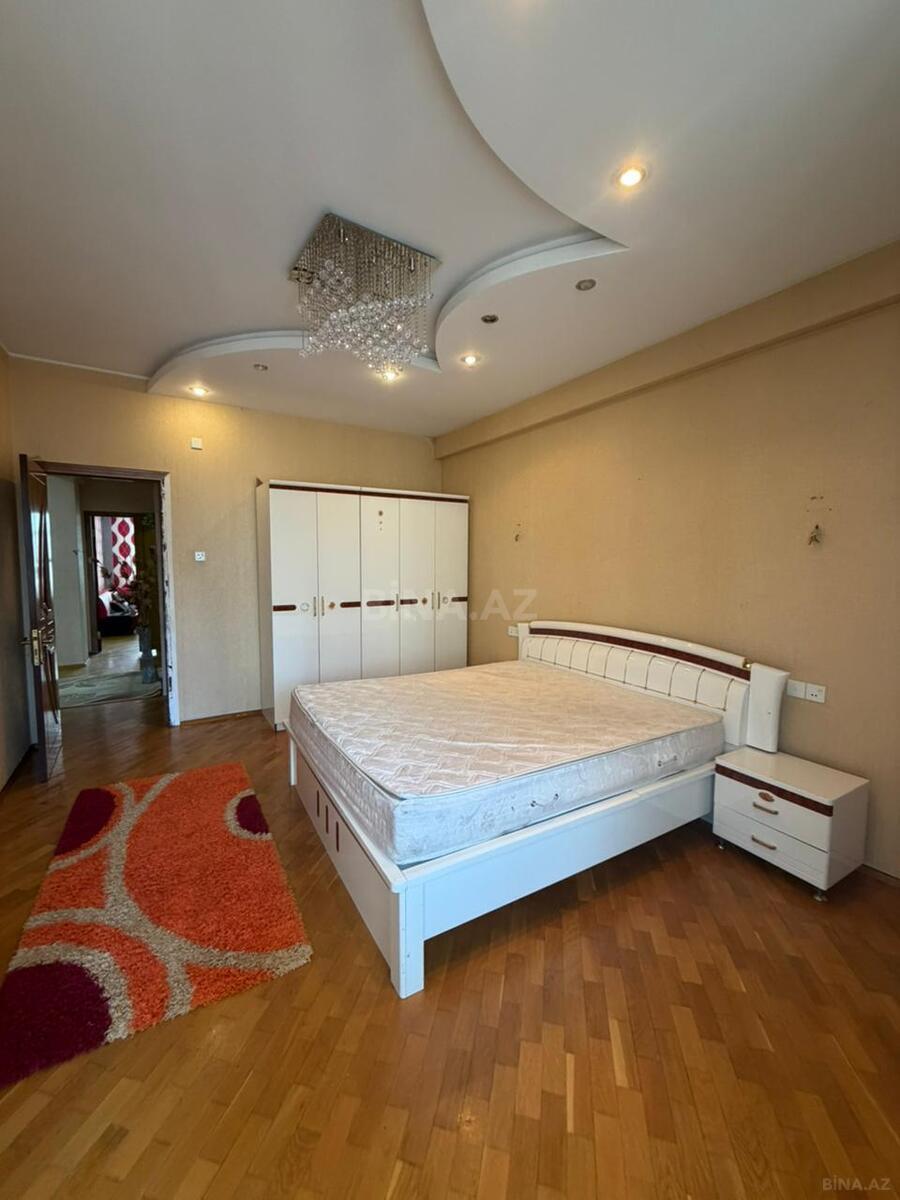 3 otaqlı Yeni tikili, 8 Noyabr m., Bakı