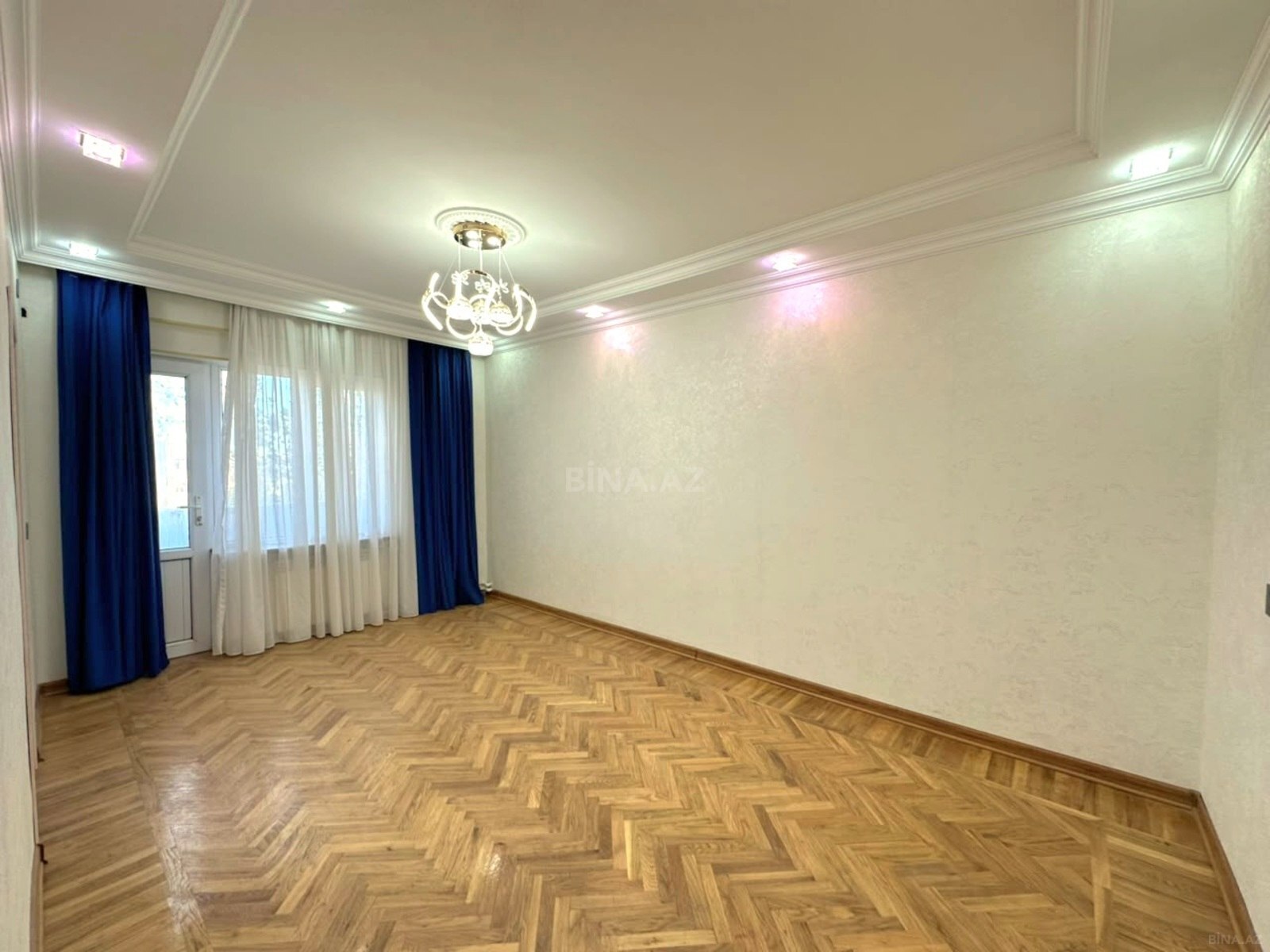 2 otaqlı Köhnə tikili, Azadlıq Prospekti m., Bakı