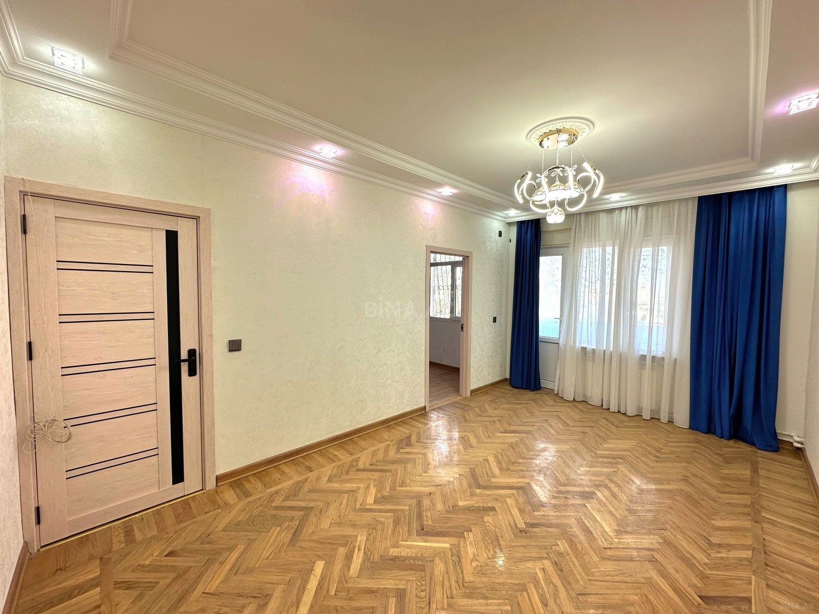 2 otaqlı Köhnə tikili, Azadlıq Prospekti m., Bakı