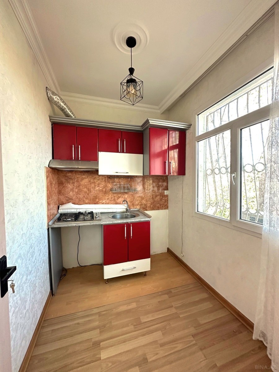 2 otaqlı Köhnə tikili, Azadlıq Prospekti m., Bakı