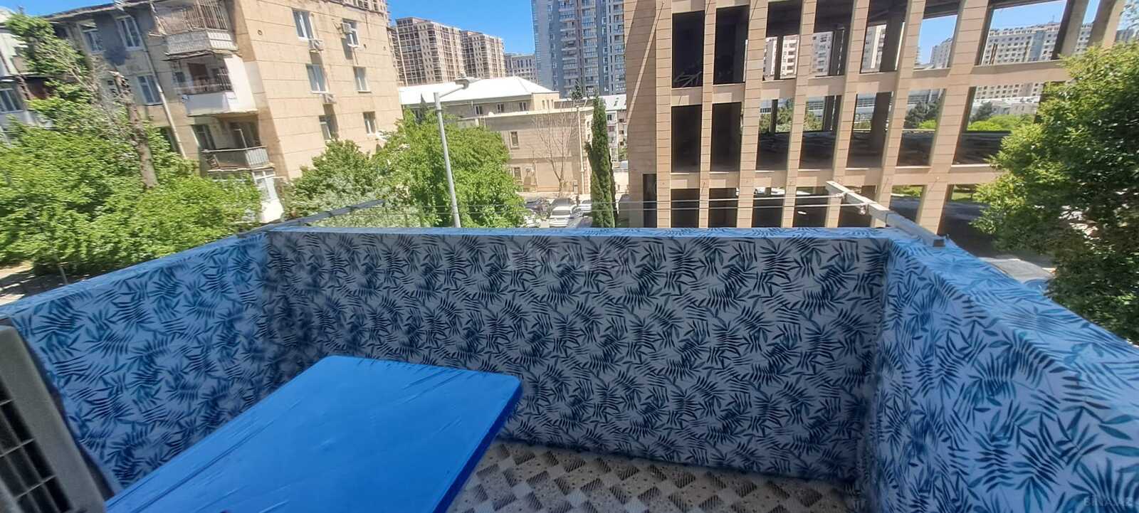 1 otaqlı Köhnə tikili, Elmlər Akademiyası m., Bakı