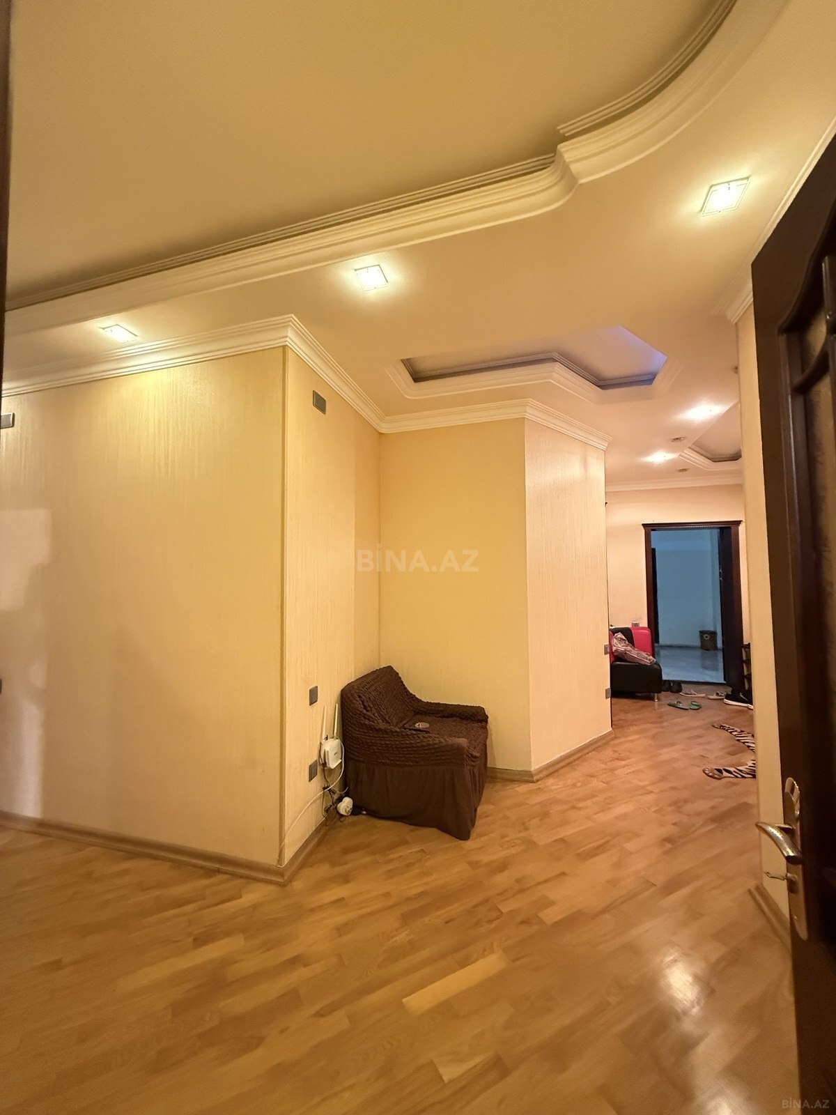 3 otaqlı Yeni tikili, İnşaatçılar m., Bakı
