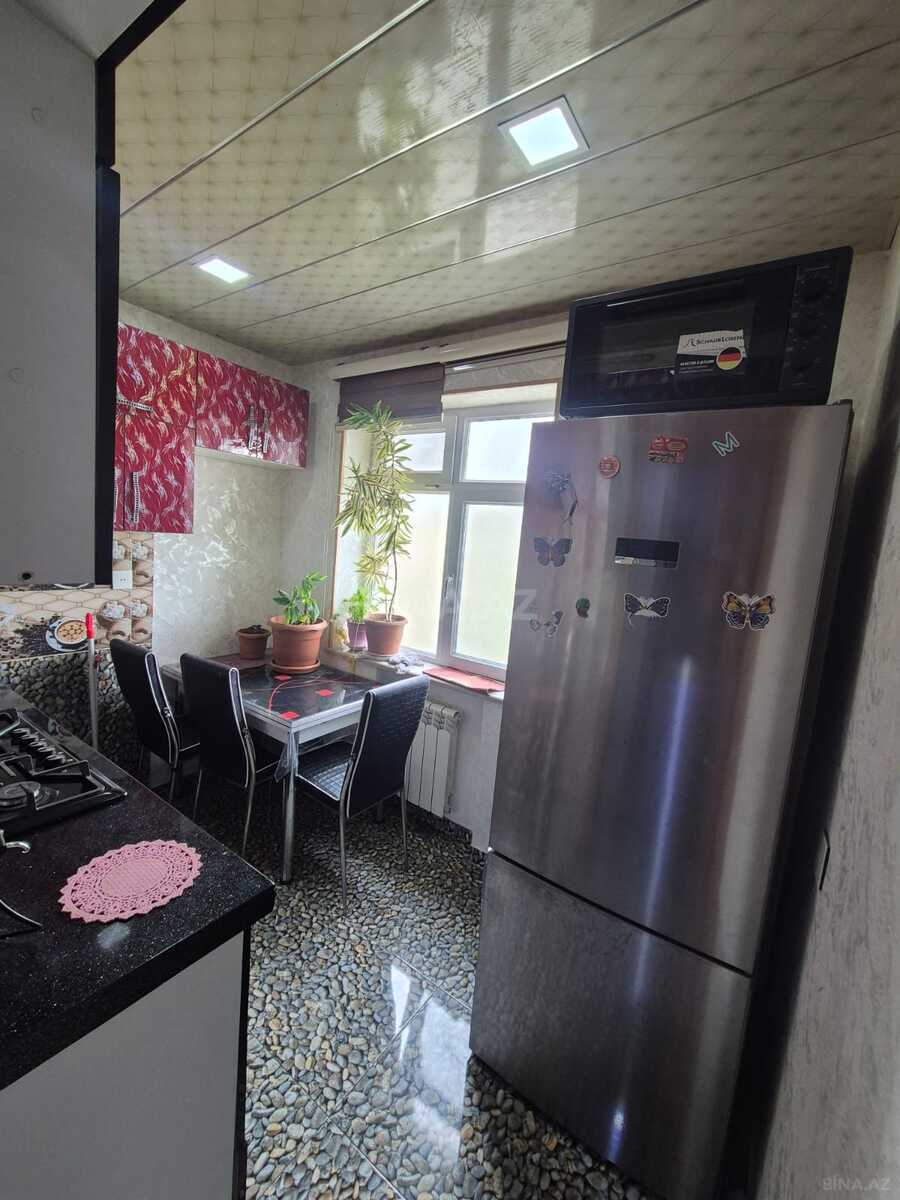 3 otaqlı Köhnə tikili, Bakıxanov q., Bakı