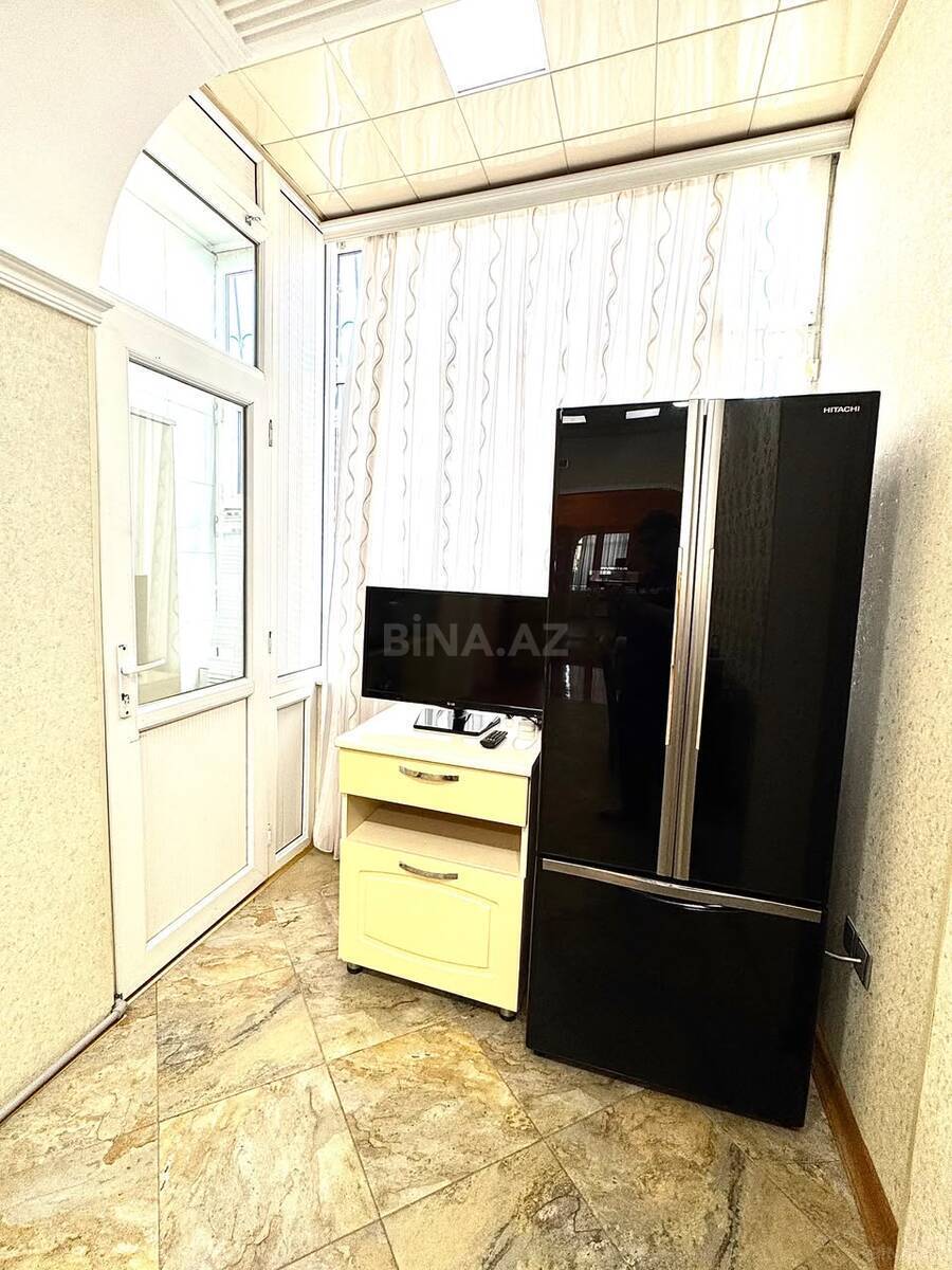 3 otaqlı Yeni tikili, İnşaatçılar m., Bakı
