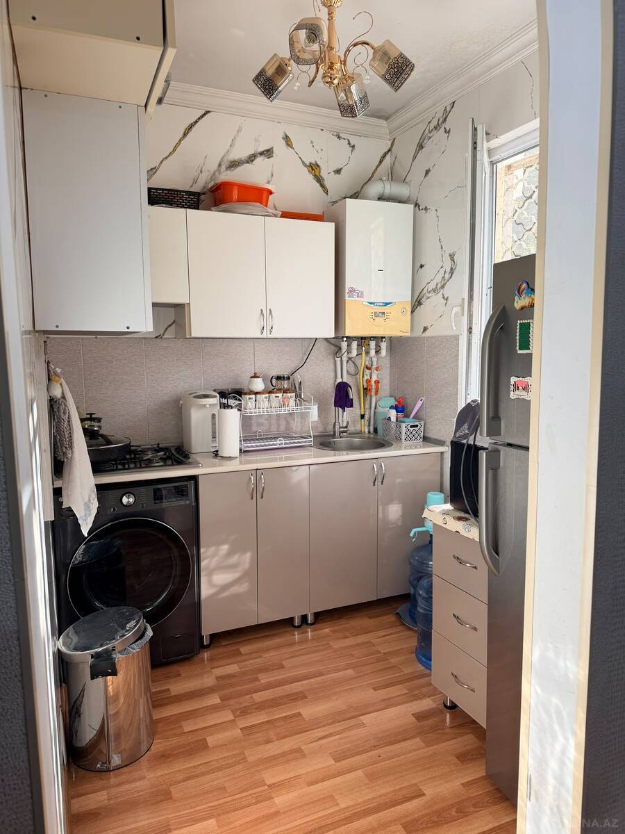 2 otaqlı Köhnə tikili, Azadlıq Prospekti m., Bakı