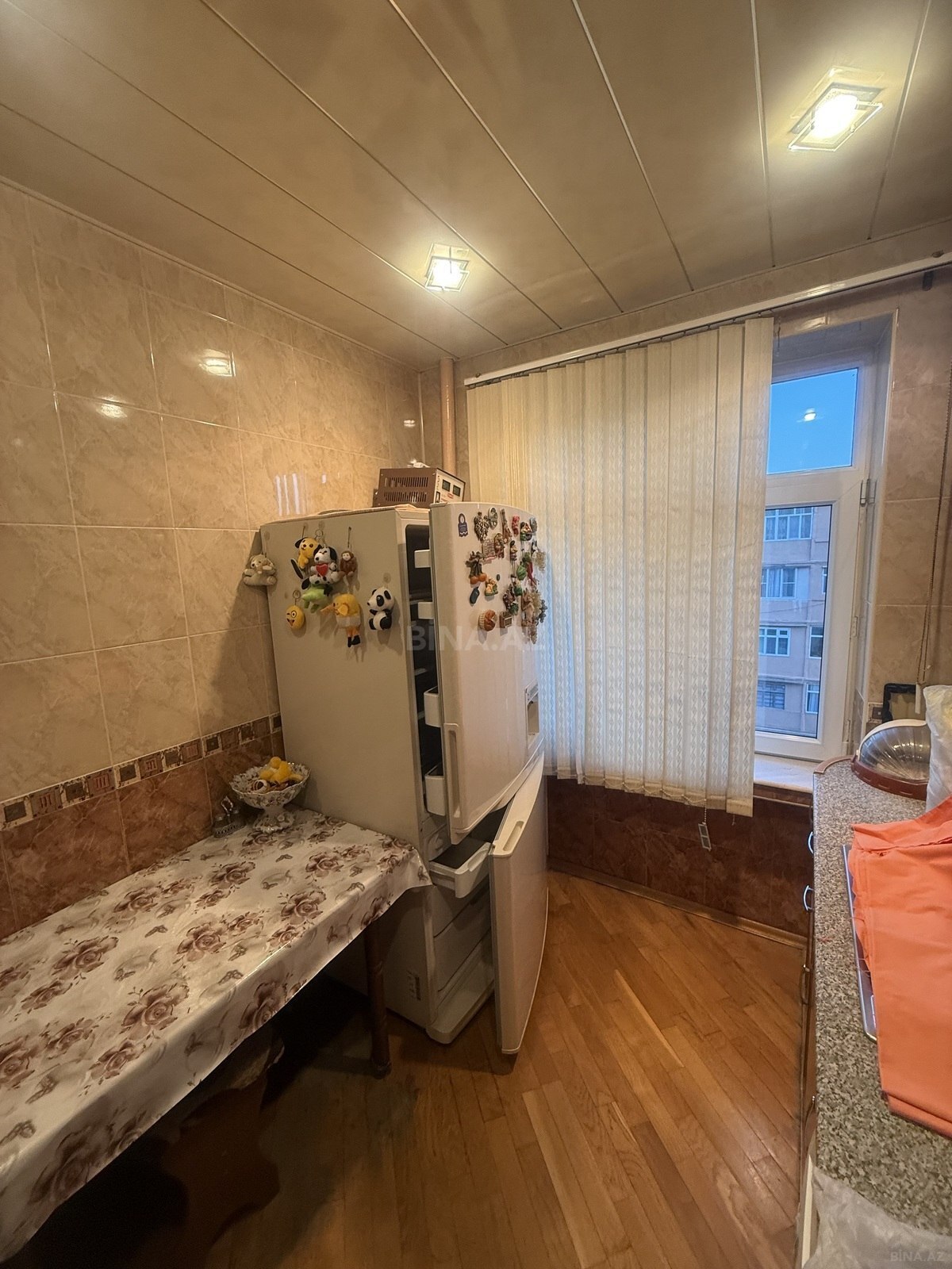 3 otaqlı Köhnə tikili, Həzi Aslanov m., Bakı